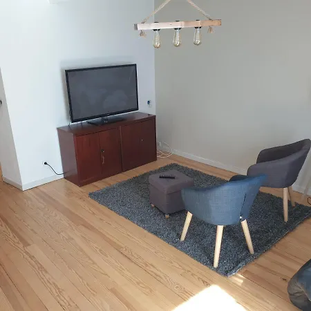 아파트 Joli De 44m2 Corte Centre 코테